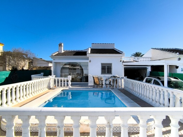 Renovated 3 Bedroom Villa in Torrevieja