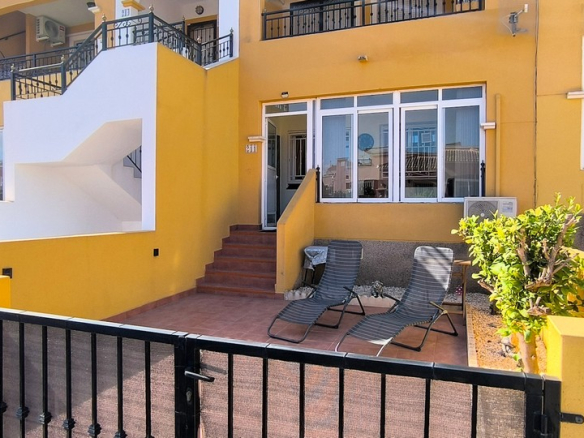Ground Floor Apartment in La Herrada, Los Montesinos